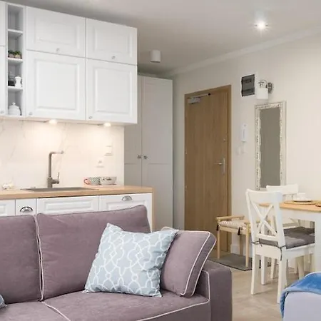 A Comfortable With A Garden For 2 People Pobierowo
