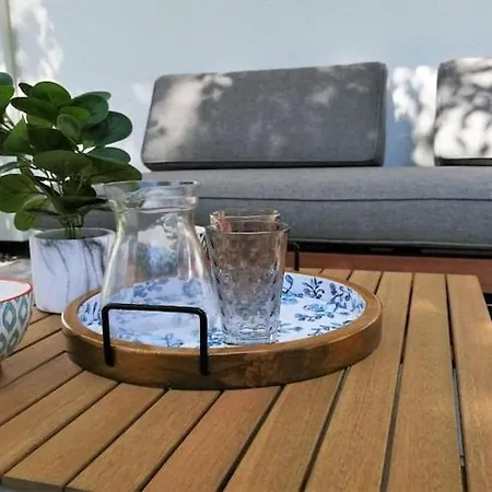 Apartamento A Comfortable With A Garden For 2 People Pobierowo