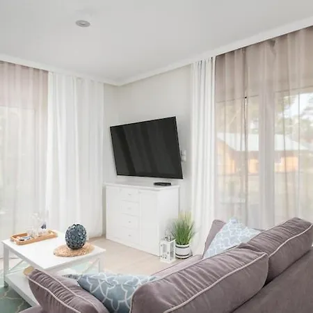 A Comfortable With A Garden For 2 People Apartamento