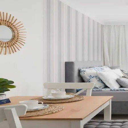 A Comfortable With A Garden For 2 People Apartamento *