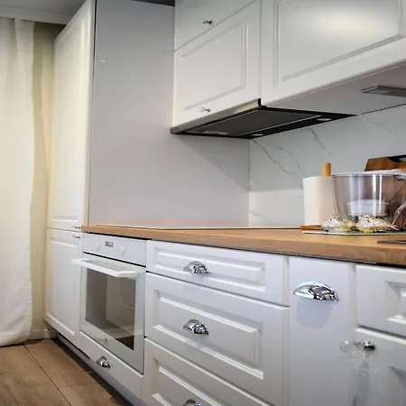 A Comfortable With A Garden For 2 People *